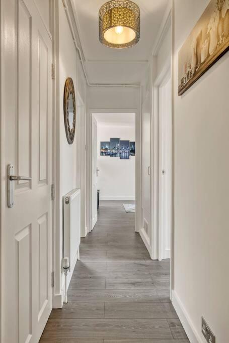 Ferienwohnung Hidden Gem In Battersea W/ Free Parking London Exterior foto