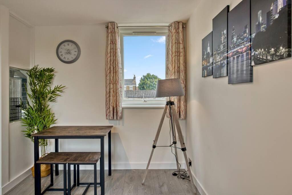 Ferienwohnung Hidden Gem In Battersea W/ Free Parking London Exterior foto